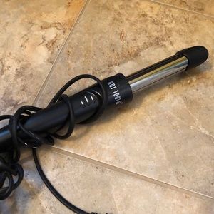 Hot Tools Curling Iron